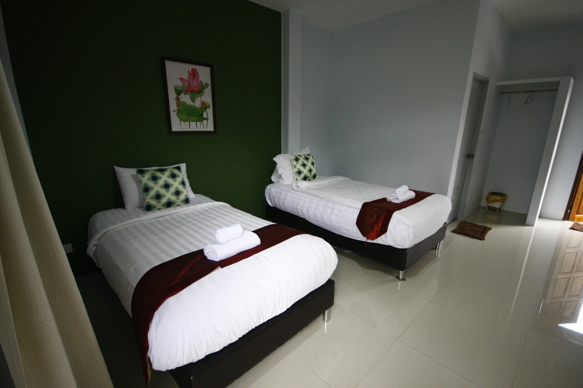 Long Lake Resort Chonburi Esterno foto